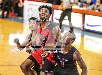 Thumbnail 1 in Aspire Academy vs. Memphis East (Marshall County Hoopfest) photogallery.