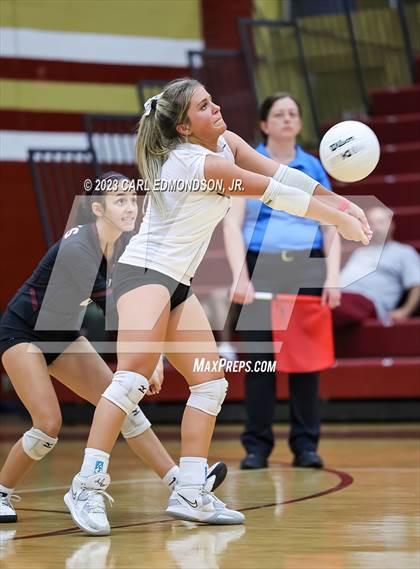 Thumbnail 2 in Eagleville @ Riverdale photogallery.