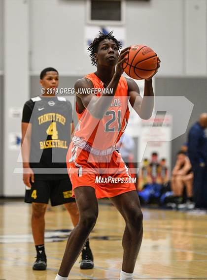Thumbnail 2 in Balboa School vs. Trinity International (Crush in the Valley, The Grind Sessions) photogallery.