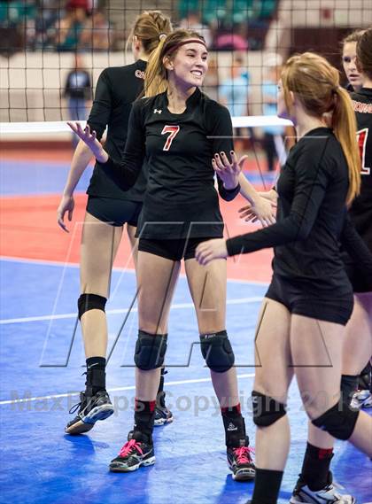 Thumbnail 2 in Montrose vs. Elizabeth (CHSAA 4A Pool 4) photogallery.