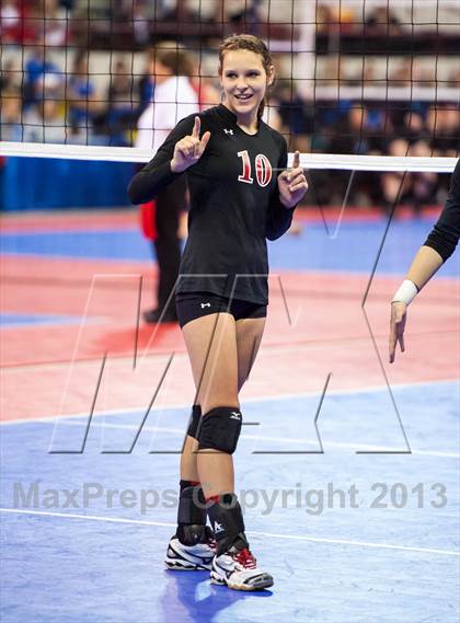 Thumbnail 1 in Montrose vs. Elizabeth (CHSAA 4A Pool 4) photogallery.