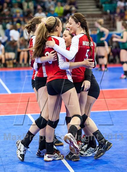 Thumbnail 2 in Montrose vs. Elizabeth (CHSAA 4A Pool 4) photogallery.