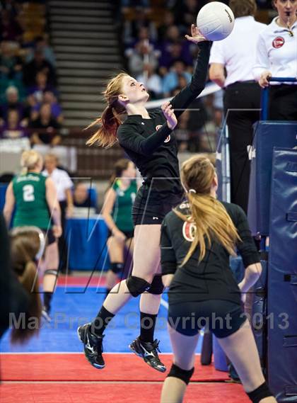 Thumbnail 3 in Montrose vs. Elizabeth (CHSAA 4A Pool 4) photogallery.