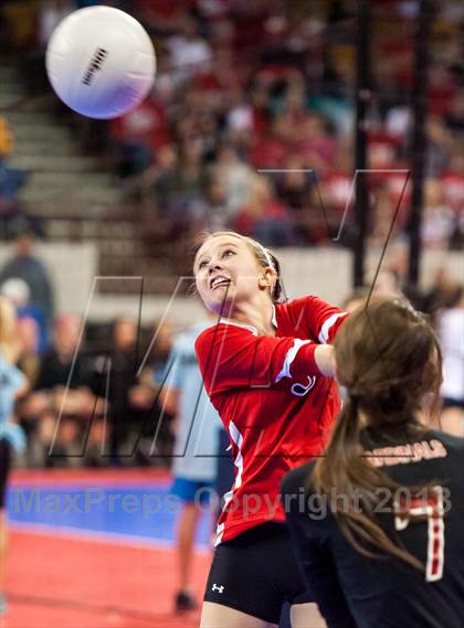 Thumbnail 2 in Montrose vs. Elizabeth (CHSAA 4A Pool 4) photogallery.