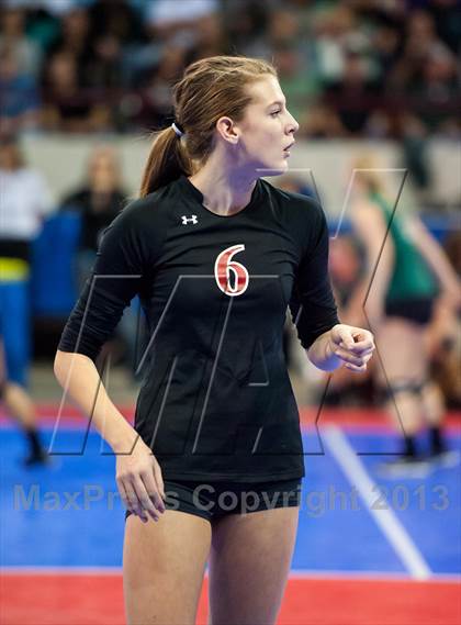 Thumbnail 3 in Montrose vs. Elizabeth (CHSAA 4A Pool 4) photogallery.