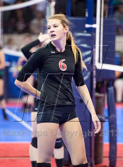 Thumbnail 2 in Montrose vs. Elizabeth (CHSAA 4A Pool 4) photogallery.