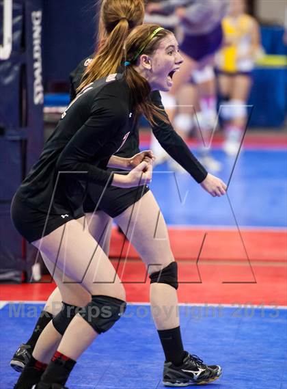 Thumbnail 3 in Montrose vs. Elizabeth (CHSAA 4A Pool 4) photogallery.