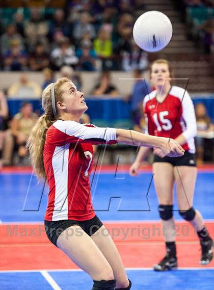 Thumbnail 2 in Montrose vs. Elizabeth (CHSAA 4A Pool 4) photogallery.