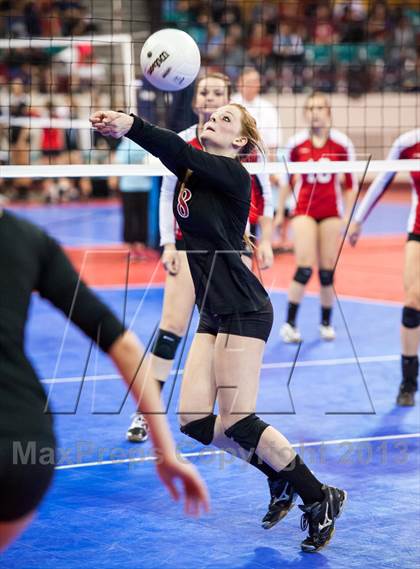 Thumbnail 3 in Montrose vs. Elizabeth (CHSAA 4A Pool 4) photogallery.