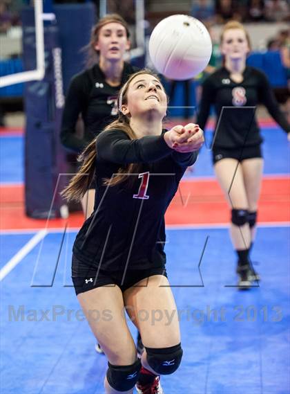 Thumbnail 1 in Montrose vs. Elizabeth (CHSAA 4A Pool 4) photogallery.