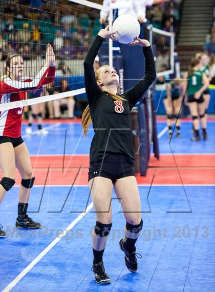 Thumbnail 3 in Montrose vs. Elizabeth (CHSAA 4A Pool 4) photogallery.
