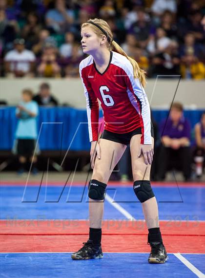 Thumbnail 1 in Montrose vs. Elizabeth (CHSAA 4A Pool 4) photogallery.