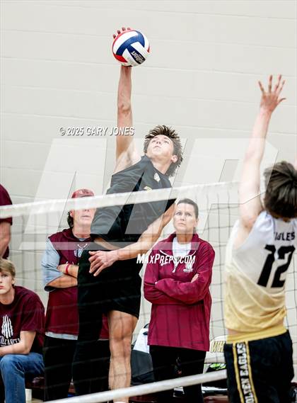 Thumbnail 1 in Del Oro @ Whitney photogallery.