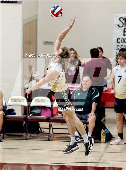 Thumbnail 2 in Del Oro @ Whitney photogallery.