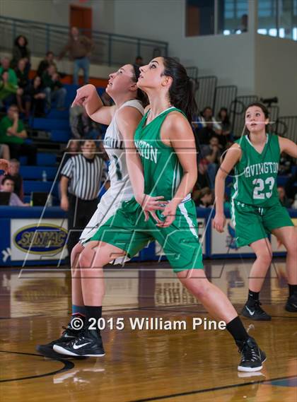 Thumbnail 2 in Irvington vs. Spackenkill (NYSPHSAA Class B Regional Semifinal) photogallery.