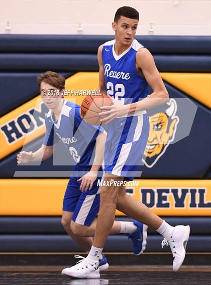 Thumbnail 1 in Revere @ Tallmadge photogallery.