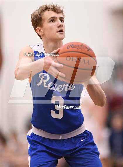 Thumbnail 3 in Revere @ Tallmadge photogallery.