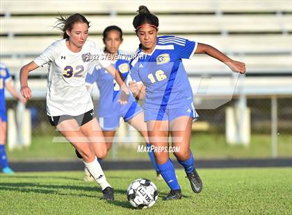 Thumbnail 1 in Corinth Holders @ Garner photogallery.