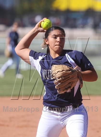 Thumbnail 1 in Mullen vs Berthoud (CHSAA 4A Playoffs) photogallery.