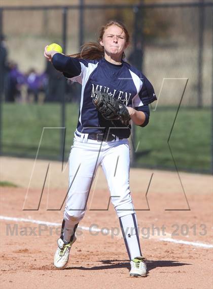 Thumbnail 2 in Mullen vs Berthoud (CHSAA 4A Playoffs) photogallery.