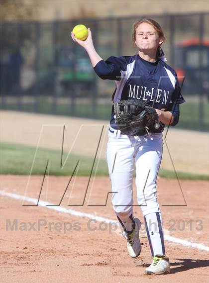 Thumbnail 2 in Mullen vs Berthoud (CHSAA 4A Playoffs) photogallery.