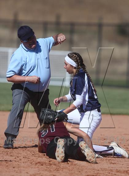Thumbnail 1 in Mullen vs Berthoud (CHSAA 4A Playoffs) photogallery.