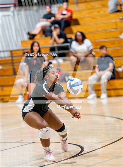 Thumbnail 1 in JV: Franklin @ Laguna Creek photogallery.