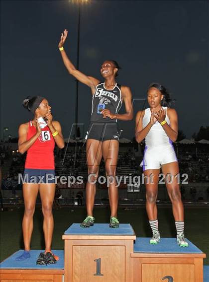 Thumbnail 3 in CIF State Track & Field Championships (Girls Awards) photogallery.