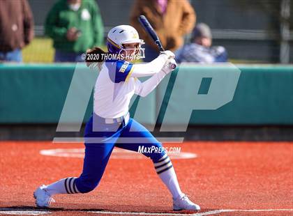 Thumbnail 1 in Azle vs Brock (Brock Classic) photogallery.