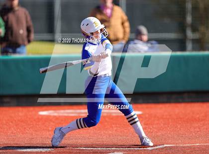 Thumbnail 3 in Azle vs Brock (Brock Classic) photogallery.