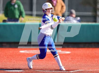 Thumbnail 3 in Azle vs Brock (Brock Classic) photogallery.