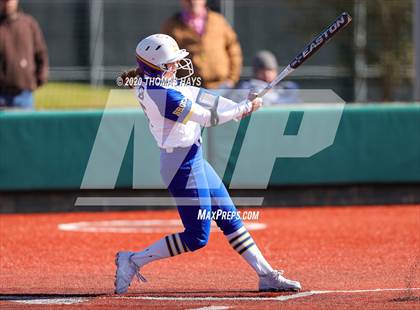 Thumbnail 2 in Azle vs Brock (Brock Classic) photogallery.