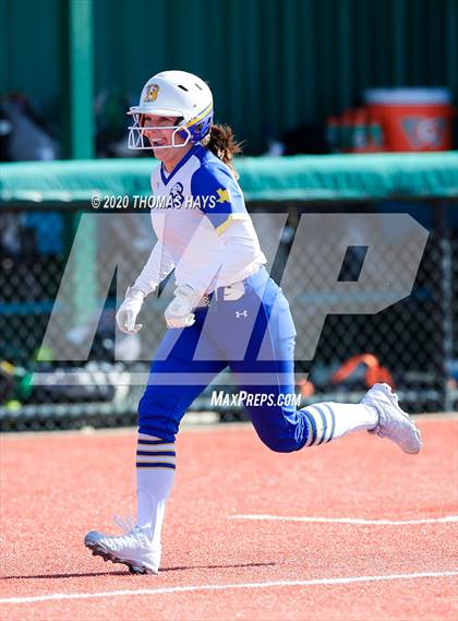 Thumbnail 2 in Azle vs Brock (Brock Classic) photogallery.