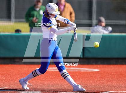 Thumbnail 1 in Azle vs Brock (Brock Classic) photogallery.