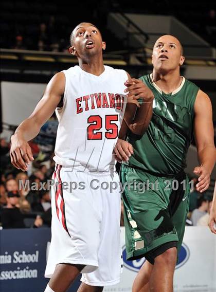 Thumbnail 2 in Etiwanda vs. Long Beach Poly (CIF SS D1AA Playoffs) photogallery.
