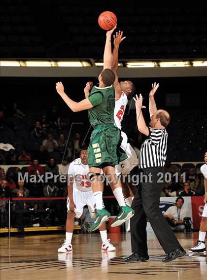 Thumbnail 1 in Etiwanda vs. Long Beach Poly (CIF SS D1AA Playoffs) photogallery.