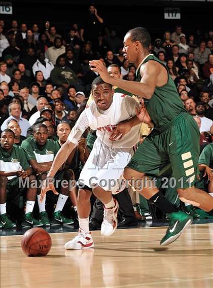 Thumbnail 1 in Etiwanda vs. Long Beach Poly (CIF SS D1AA Playoffs) photogallery.