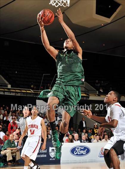 Thumbnail 3 in Etiwanda vs. Long Beach Poly (CIF SS D1AA Playoffs) photogallery.