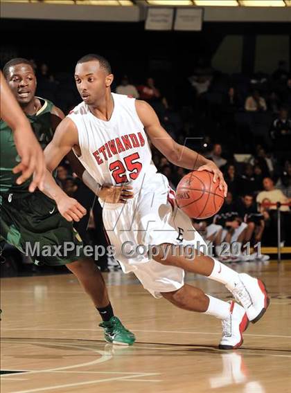Thumbnail 2 in Etiwanda vs. Long Beach Poly (CIF SS D1AA Playoffs) photogallery.
