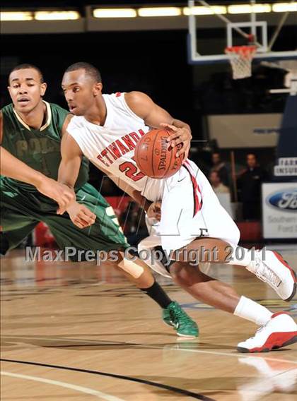 Thumbnail 1 in Etiwanda vs. Long Beach Poly (CIF SS D1AA Playoffs) photogallery.