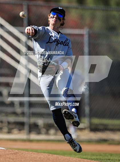 Thumbnail 3 in Loyola @ Bishop Alemany photogallery.