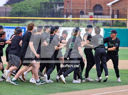 Thumbnail 2 in Westfield vs. Harrison IHSAA Class 4A Baseball Regional Championship photogallery.