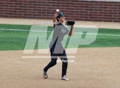 Thumbnail 2 in Westfield vs. Harrison IHSAA Class 4A Baseball Regional Championship photogallery.