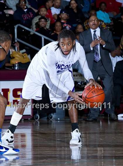 Thumbnail 1 in Lincoln vs. Estacado  photogallery.