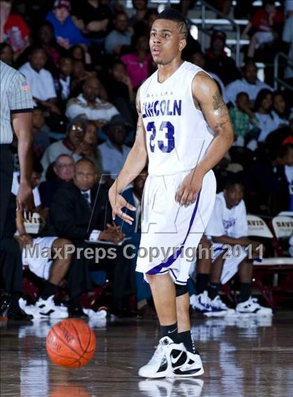 Thumbnail 2 in Lincoln vs. Estacado  photogallery.