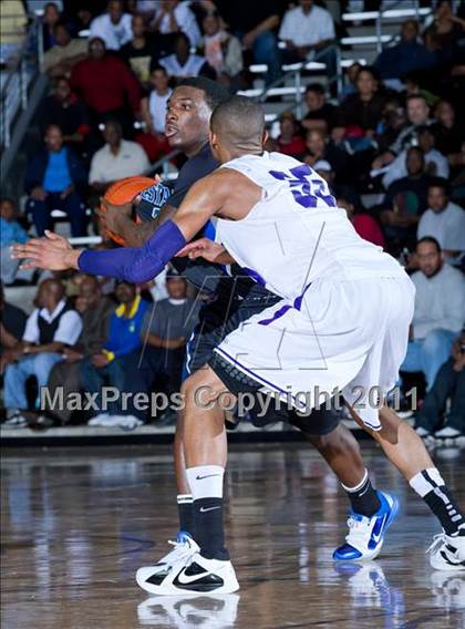 Thumbnail 1 in Lincoln vs. Estacado  photogallery.