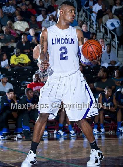 Thumbnail 2 in Lincoln vs. Estacado  photogallery.