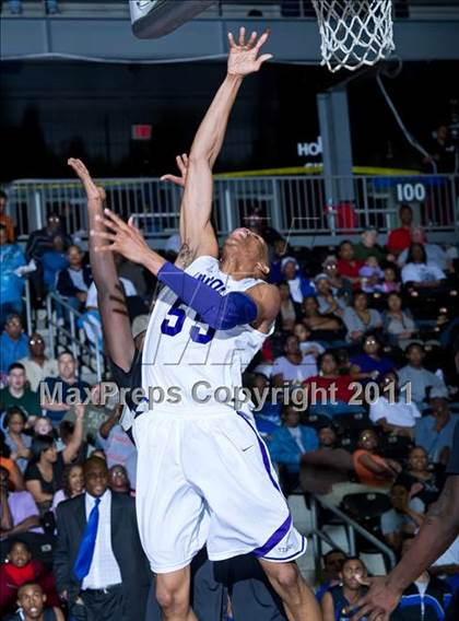 Thumbnail 1 in Lincoln vs. Estacado  photogallery.