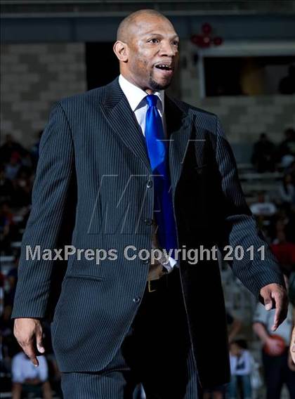 Thumbnail 1 in Lincoln vs. Estacado  photogallery.