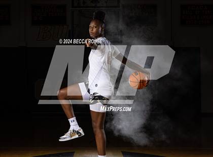 Thumbnail 3 in 2023-2024 Maxpreps National Female Player of the Year (Joyce Edwards) photogallery.